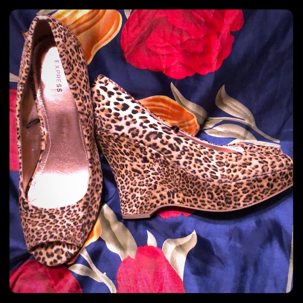 Express platform wedges 🐆❤️ FINAL MARKDOWN